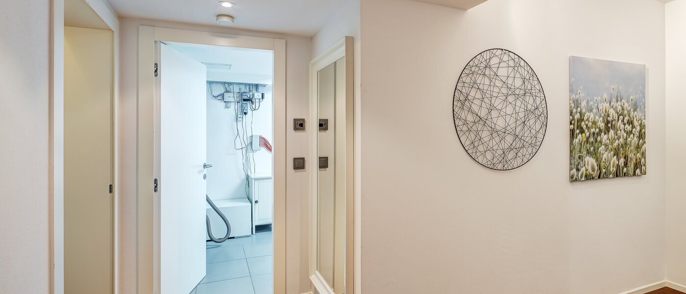 Особняк München Waldtrudering 12 коридор 13041