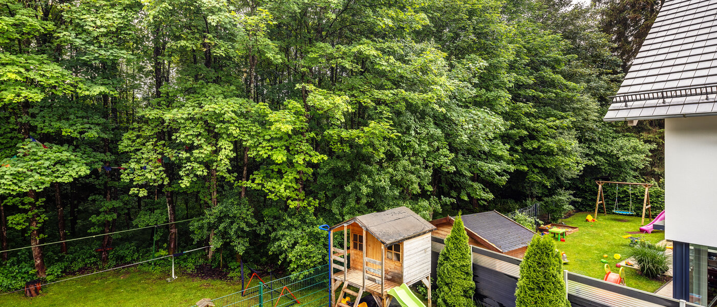 Особняк München Waldtrudering 02 вид из окна 13041