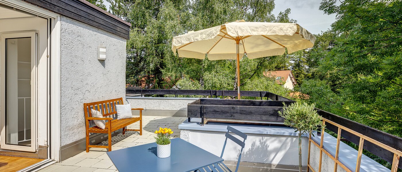 двухэтажная квартира München Pasing 04 терраса с крышей 13062