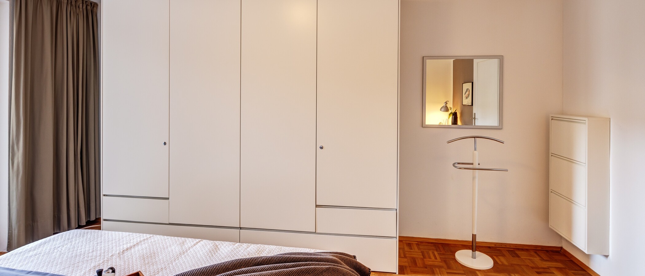 квартира München Schwabing-West (rund um den Hohenzollernplatz) 04 спальная комната 1309