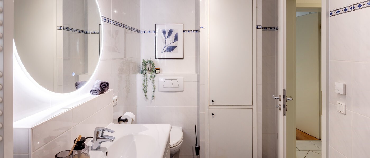 двухэтажная квартира München Trudering 01 ванная комната 13109