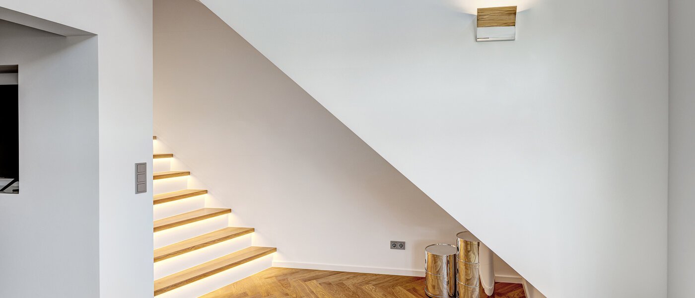 двухэтажная квартира München Neuhausen 04 коридор 13127