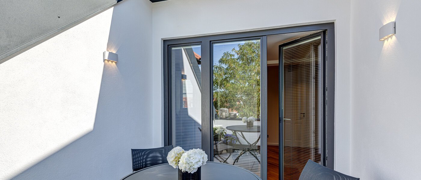 двухэтажная квартира München Neuhausen 02 лоджия 13127