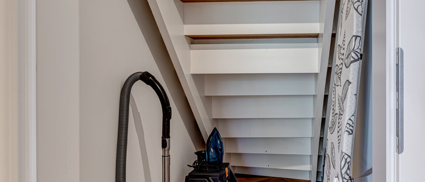 двухэтажная квартира München Neuhausen 01 кладовая 13127