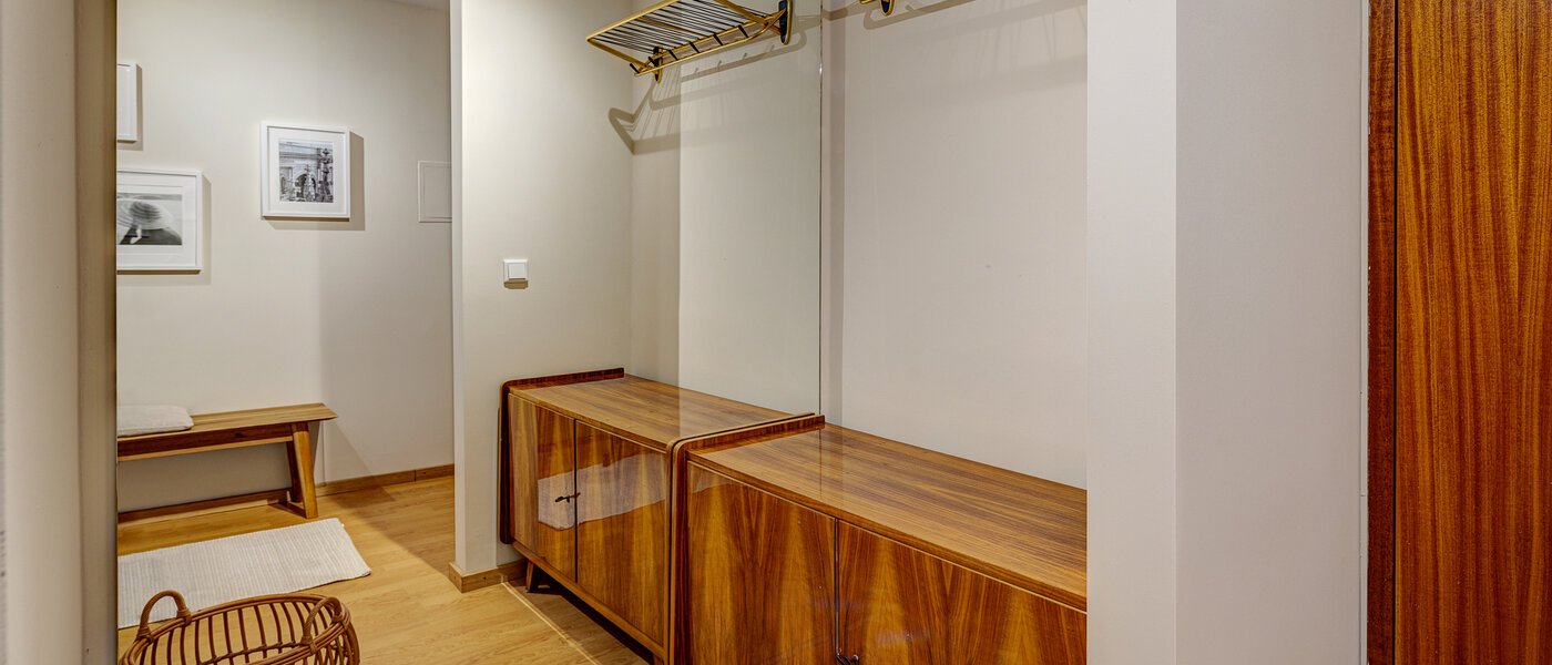 квартира München Schwabing 01 коридор 13128