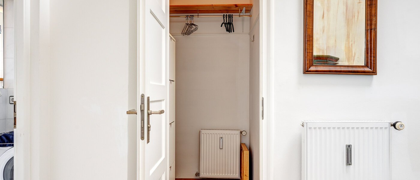 квартира München Schwabing (links der Leopoldstraße) 03 коридор 13164