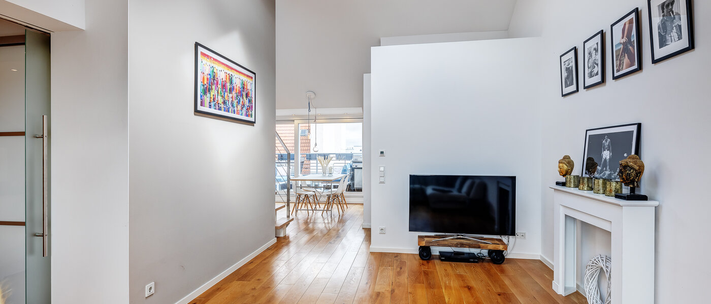 двухэтажная квартира-галерея München Maxvorstadt - Museumsviertel 04 жилое пространство 13166