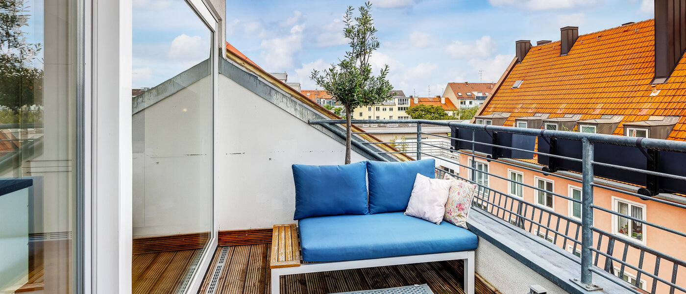 двухэтажная квартира-галерея München Maxvorstadt - Museumsviertel 03 терраса с крышей 13166