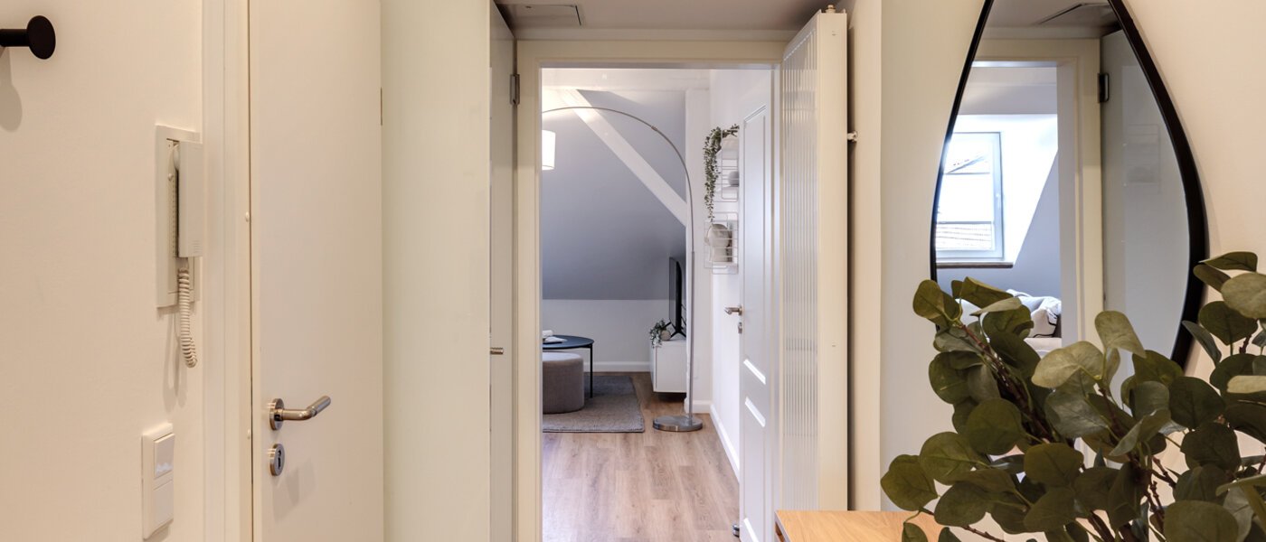 мансардная квартира München Au 02 коридор 13187