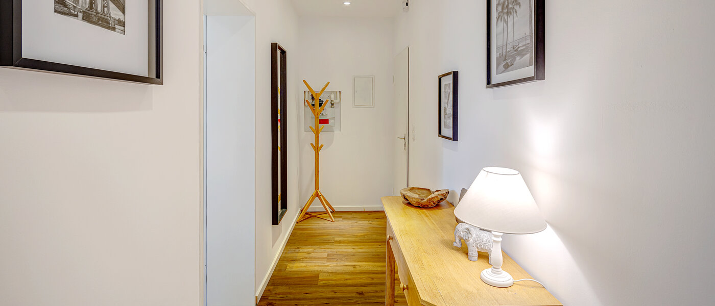 квартира München Thalkirchen 01 коридор 13192