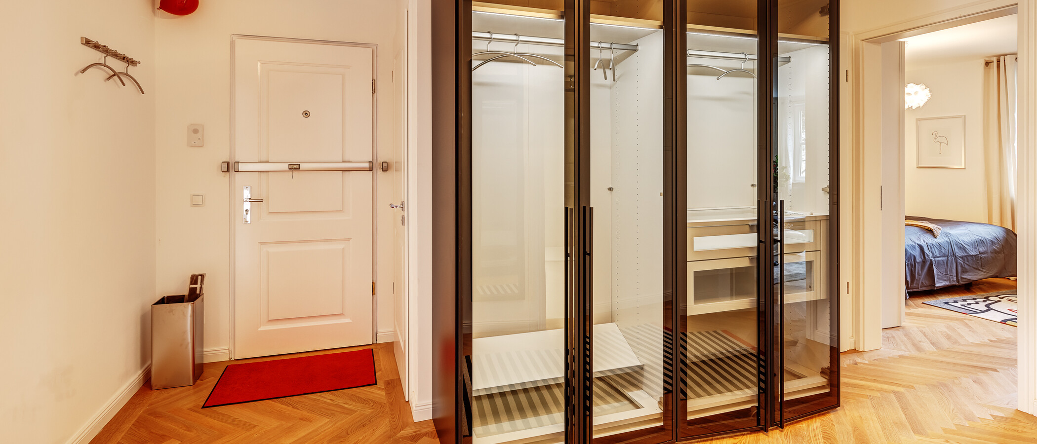 квартира München Neuhausen 01 коридор 13199