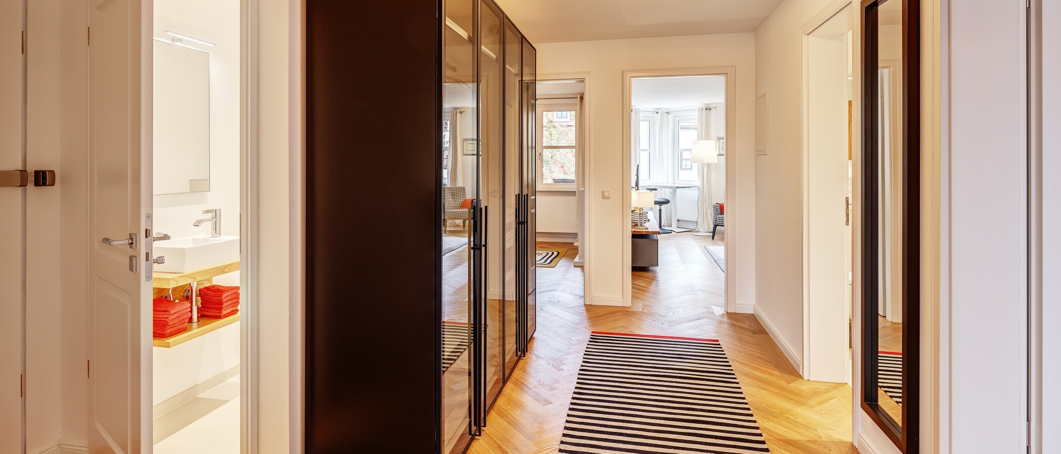 квартира München Neuhausen 02 коридор 13199