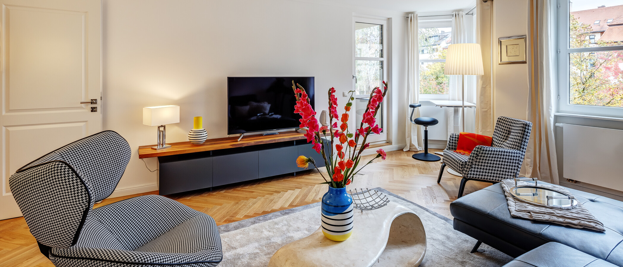 квартира München Neuhausen 01 жилое пространство 13199