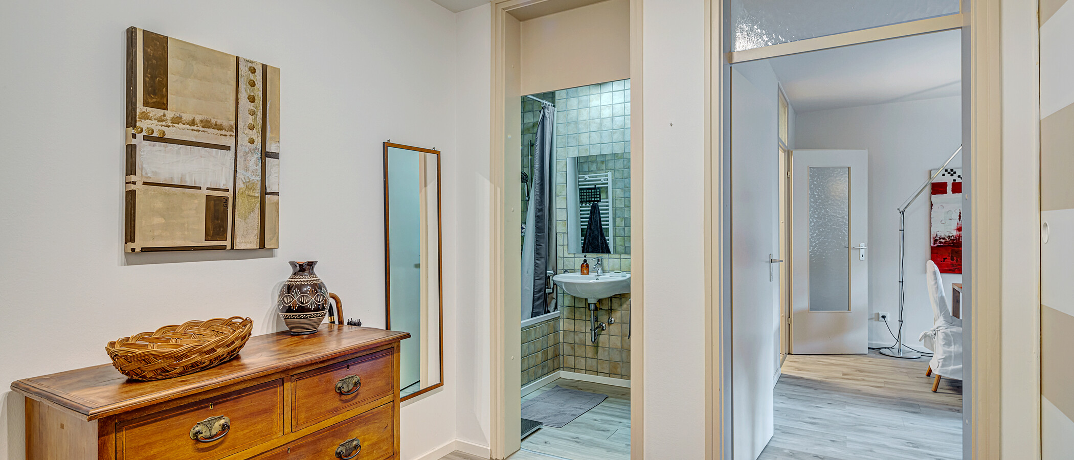квартира München Neuhausen 02 коридор 13222