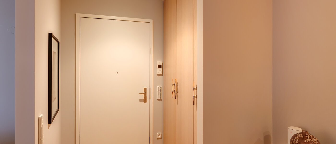 квартира München Maxvorstadt - Westen 02 коридор 13240