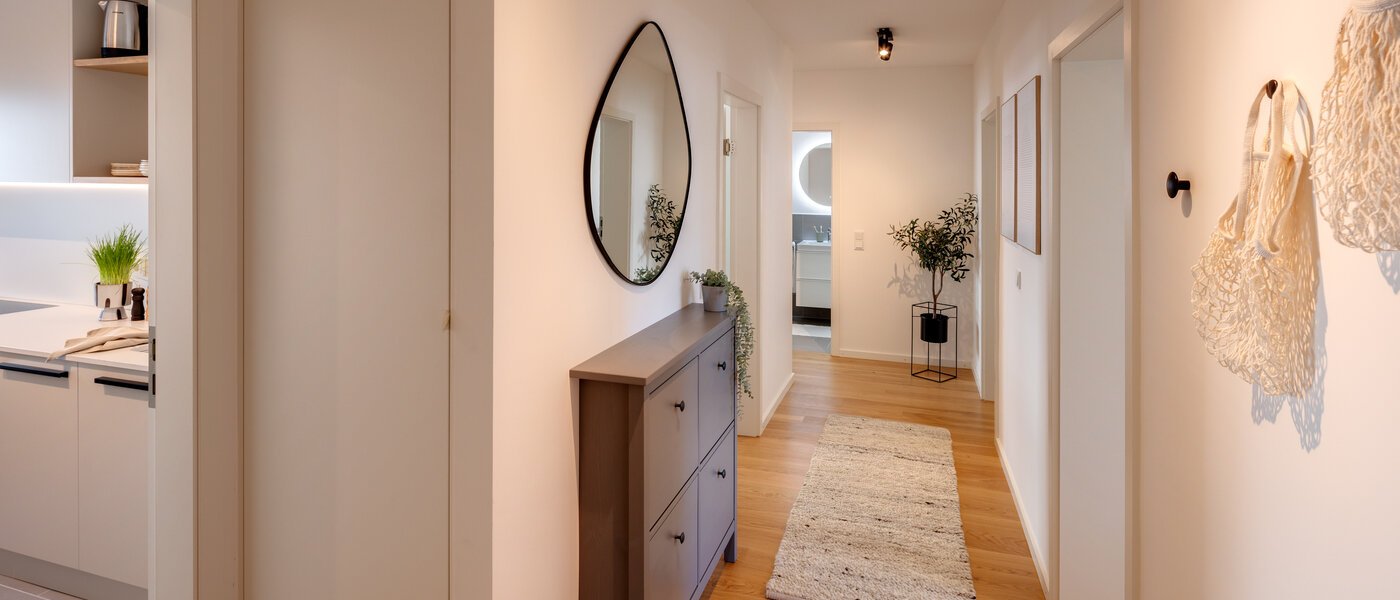 квартира München Maxvorstadt - Westen 02 коридор 13243