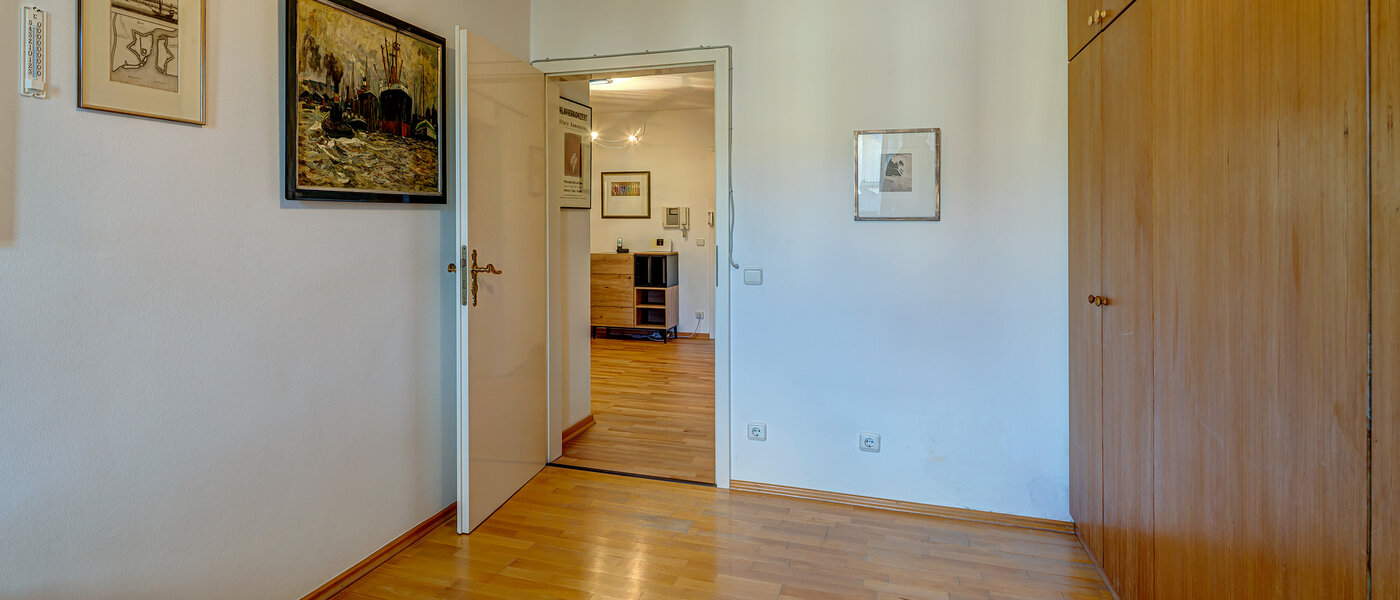 квартира München Altbogenhausen 03 2-я спальная комната 13244