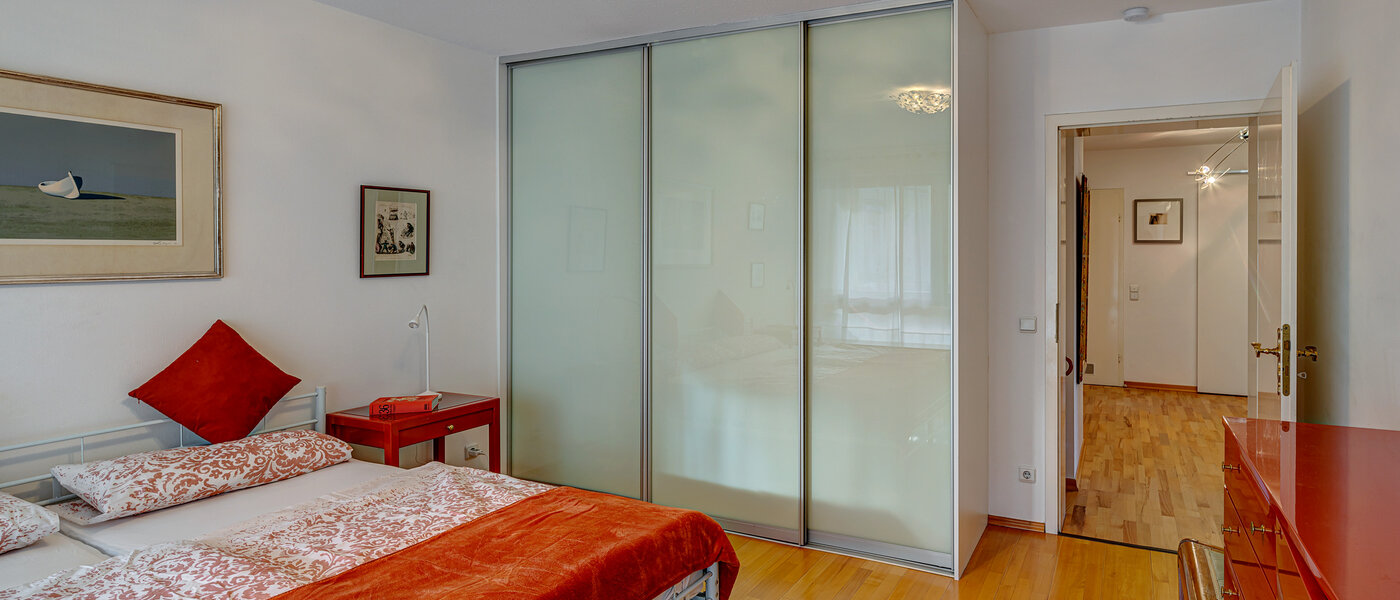 квартира München Altbogenhausen 03 1-я спальная комната 13244