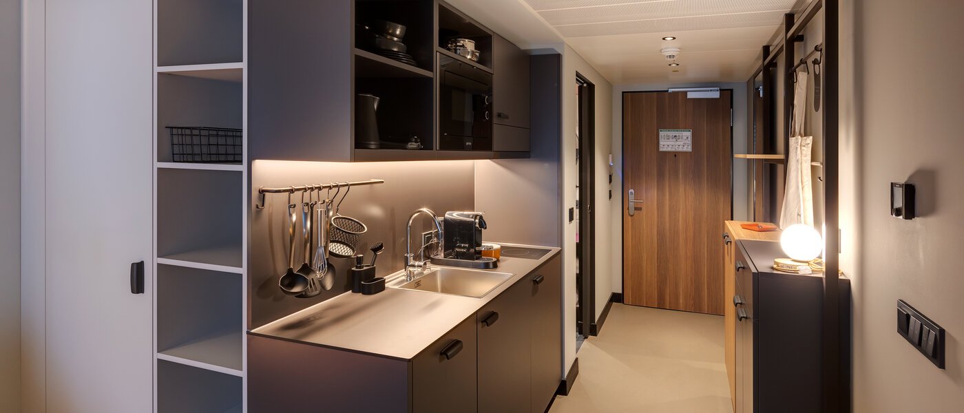 квартира München Neuperlach 01 кухня 13247