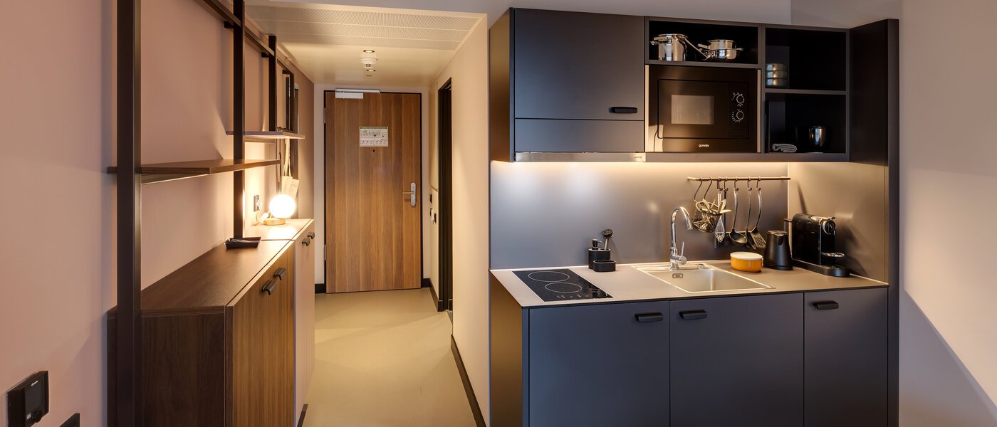 квартира München Neuperlach 02 кухня 13251