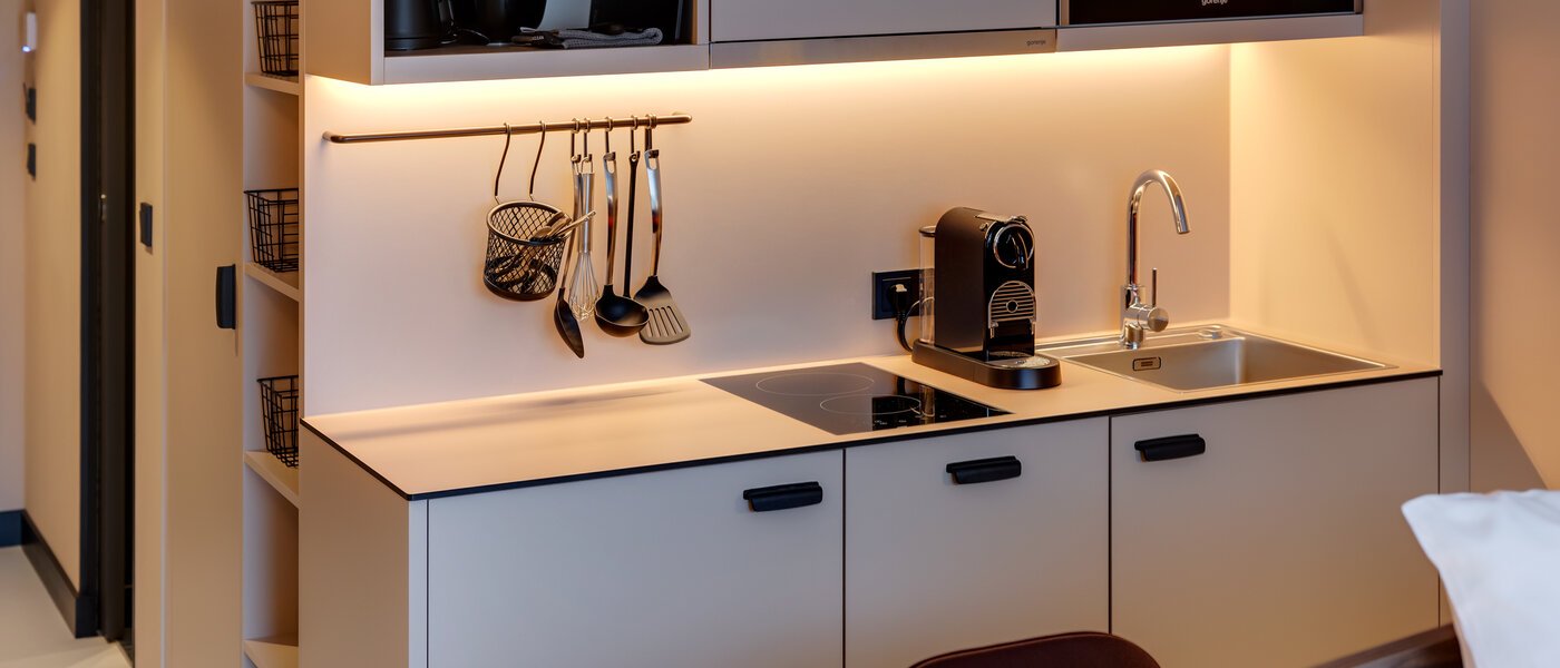 квартира München Neuperlach 01 кухня 13258