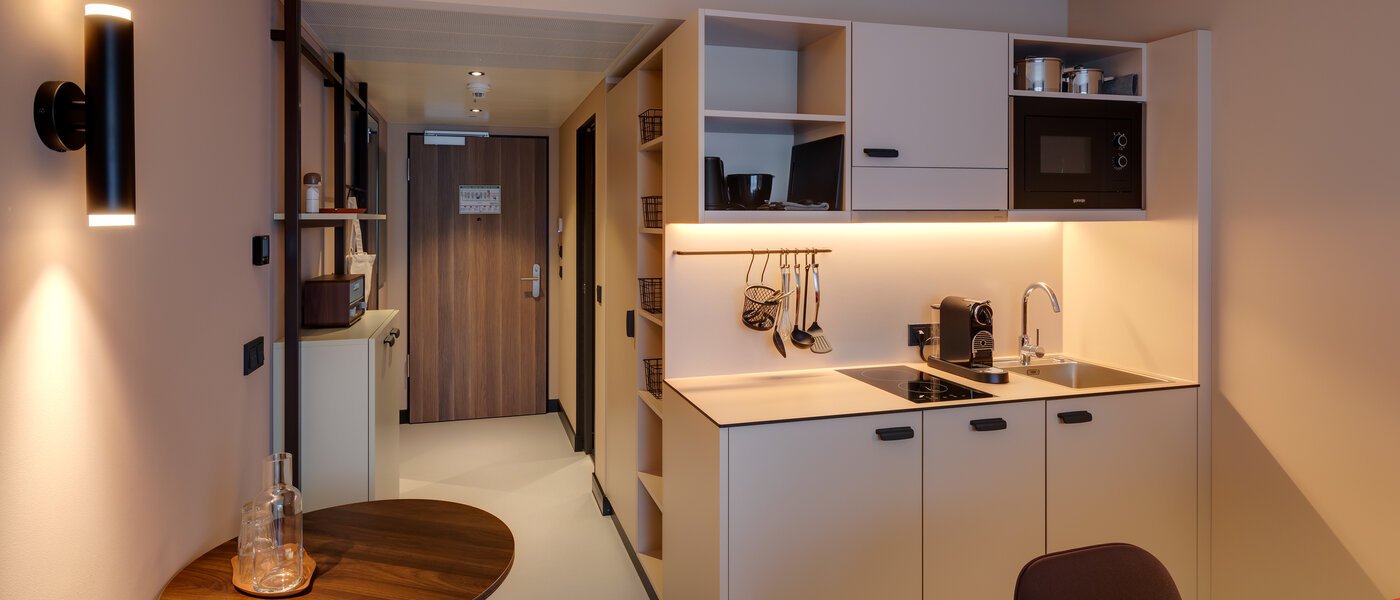 квартира München Neuperlach 02 кухня 13258