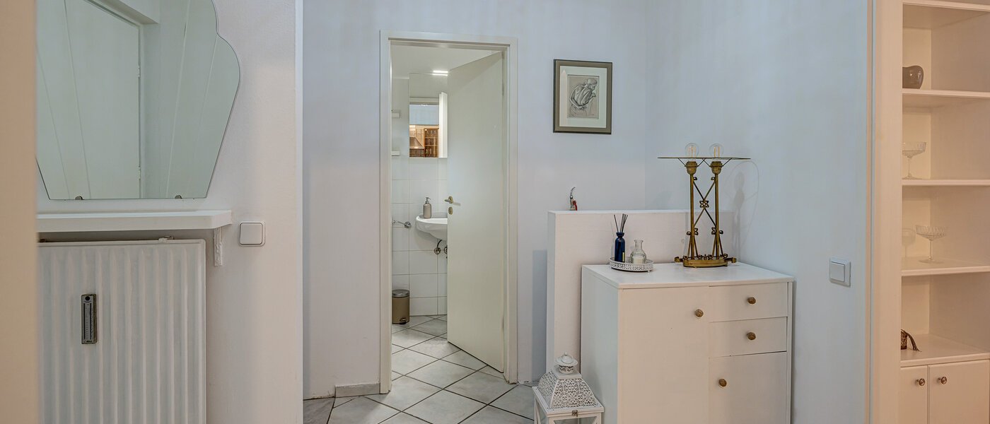 квартира München Bogenhausen 02 коридор 13259