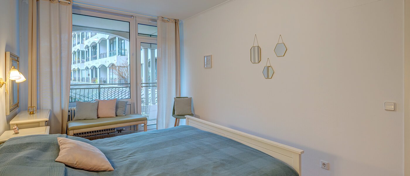 квартира München Bogenhausen 02 спальная комната 13259