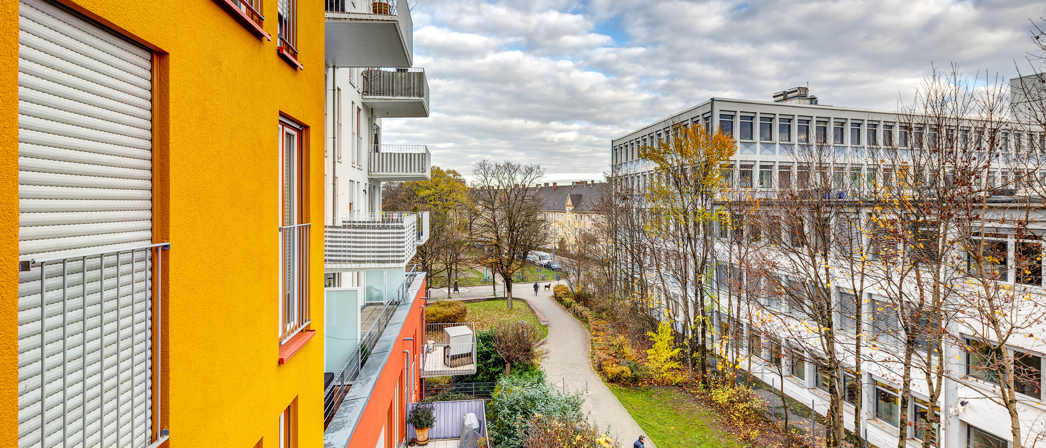 квартира München Schwabing-West 01 вид из окна 13262