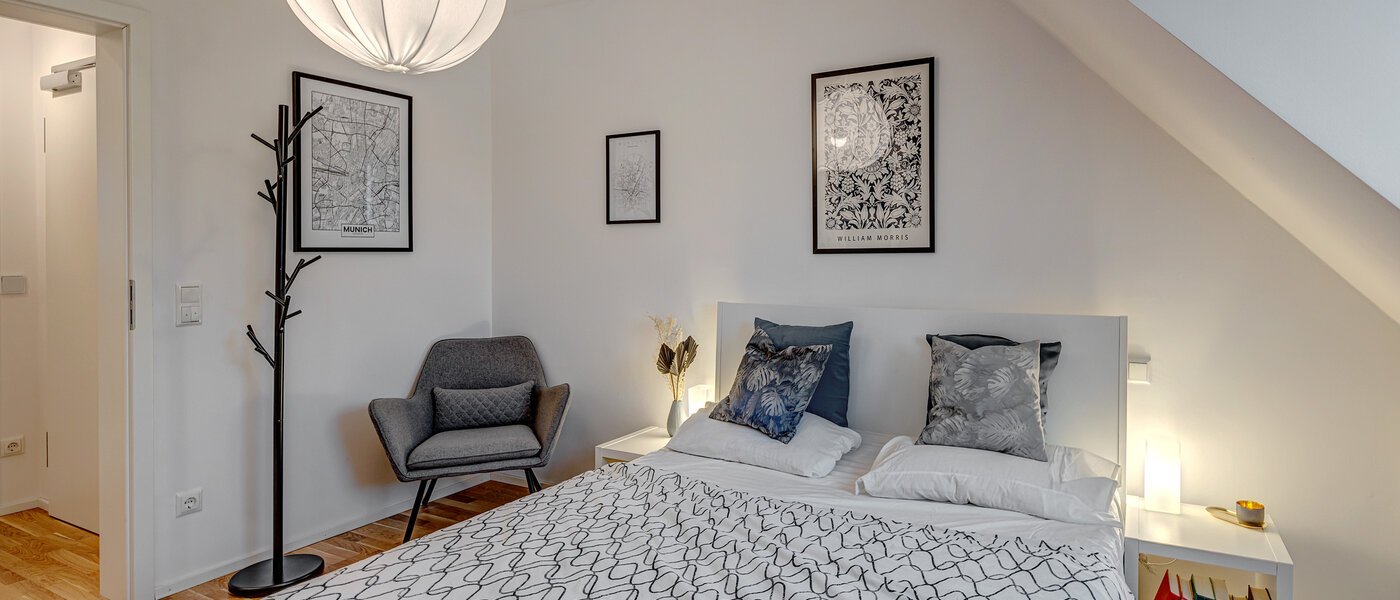 двухэтажная квартира München Giesing 02 спальная комната 13263