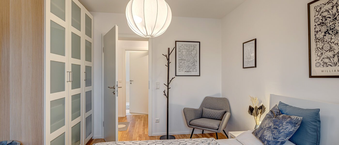 двухэтажная квартира München Giesing 03 спальная комната 13263