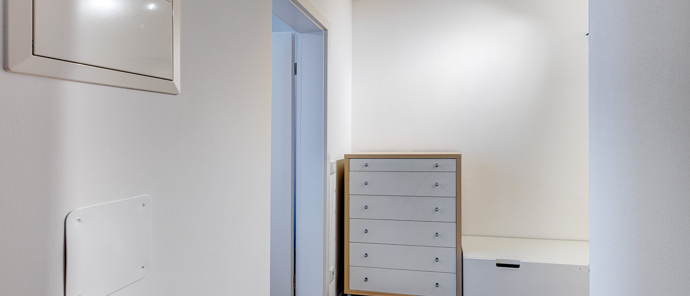 квартира München Oberföhring 02 коридор 13285