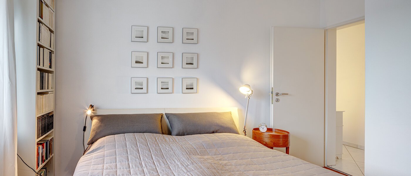 мансардная квартира München Moosach 01 спальная комната 13292