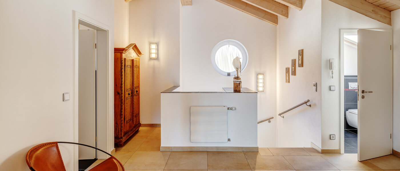 мансардная квартира Tegernsee 05 коридор 13299