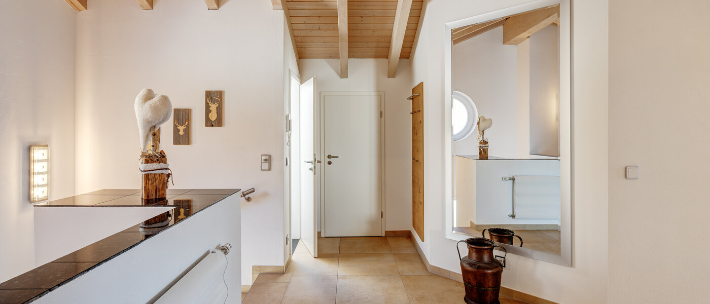 мансардная квартира Tegernsee 06 коридор 13299