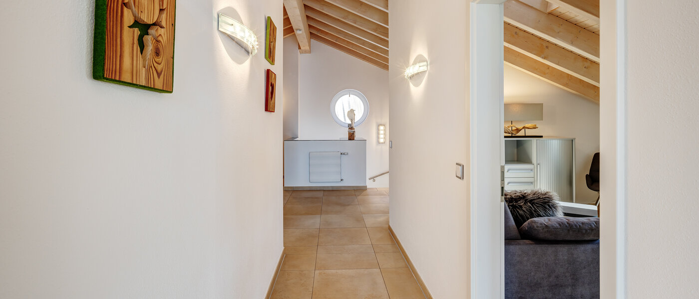 мансардная квартира Tegernsee 08 коридор 13299