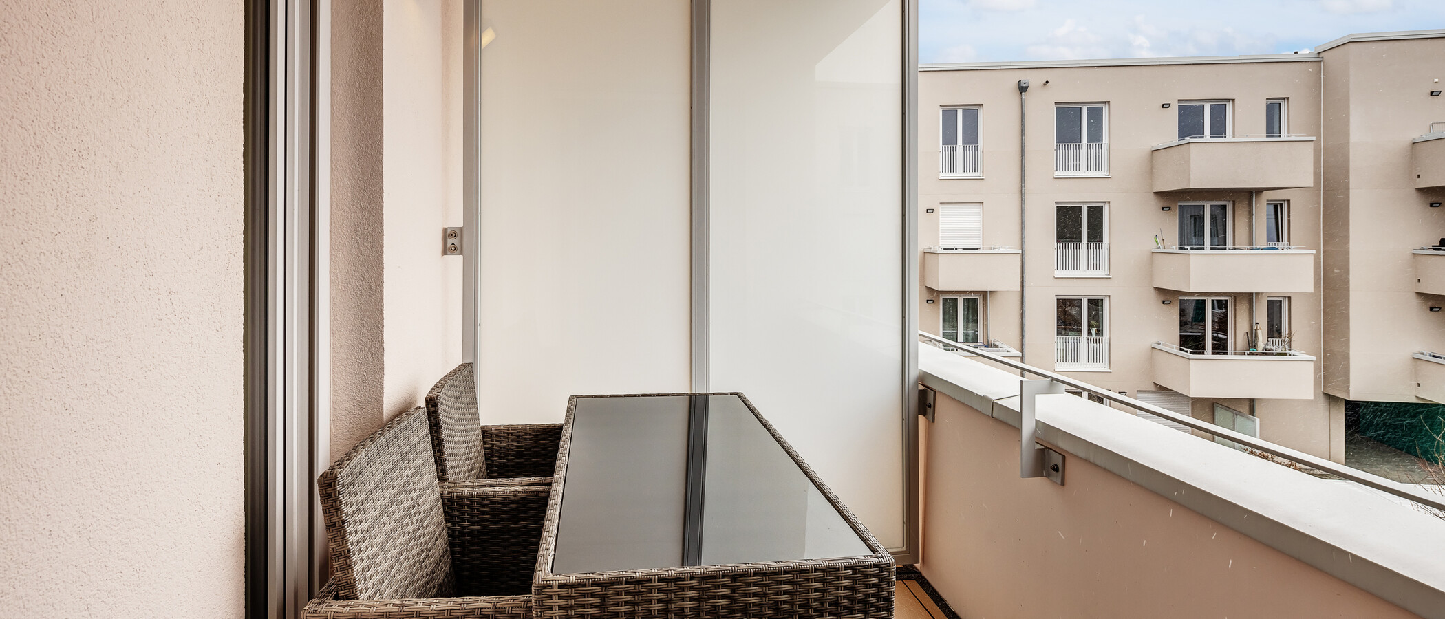 квартира München Lochhausen 01 балкон 13304