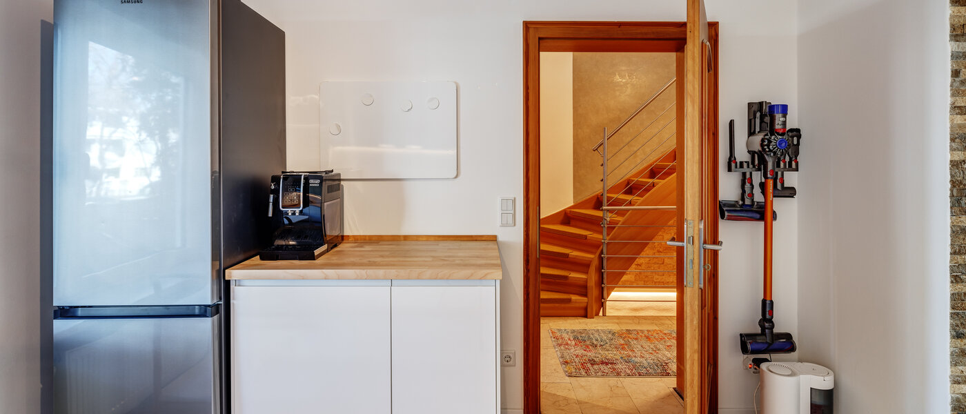 Таун-хаус München Obersendling 04 кухня 13312