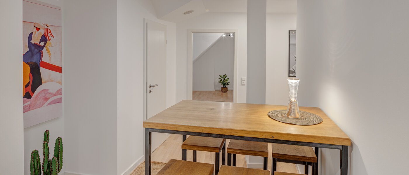 двухэтажная квартира-галерея München Maxvorstadt 04 коридор 13317