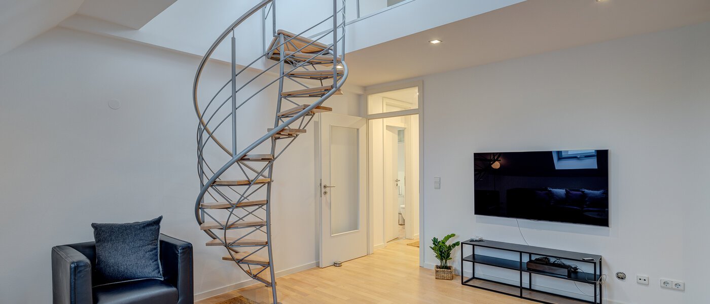 двухэтажная квартира-галерея München Maxvorstadt 04 жилое пространство 13317