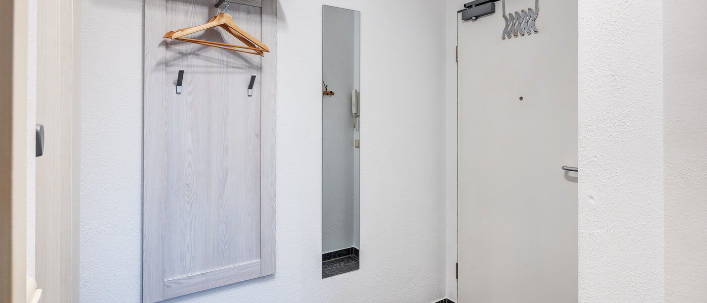 квартира München Parkstadt Schwabing 02 коридор 13336