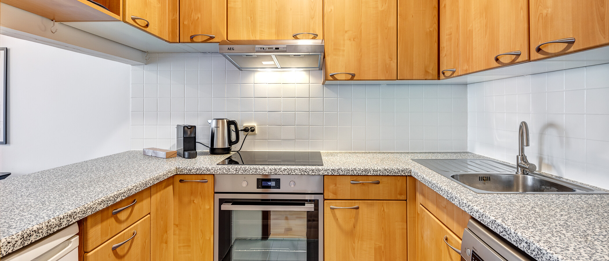 квартира München Neuhausen 01 кухня 13344