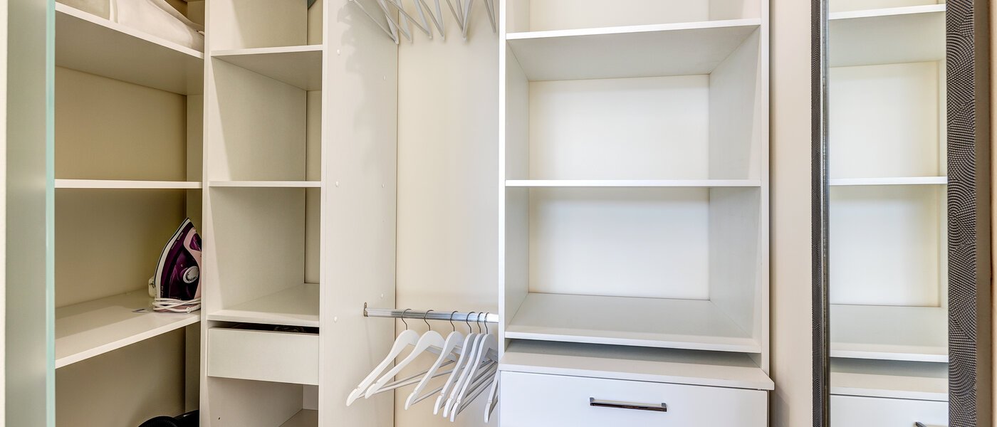 квартира München Milbertshofen 01 Гардеробная 13348