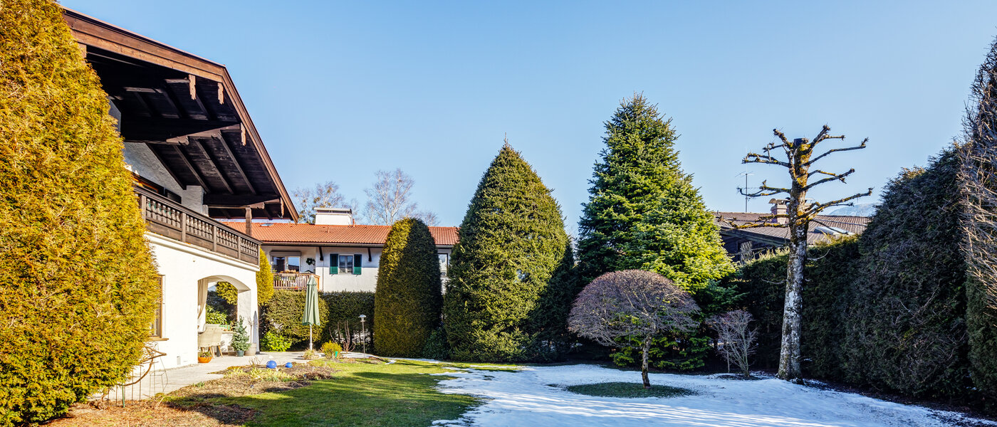 Особняк Rottach-Egern 02 сад 13349