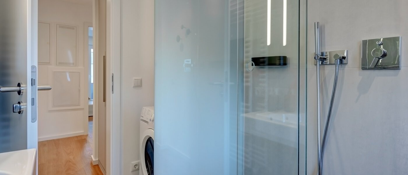 квартира München Maxvorstadt - Westen 04 ванная комната 13363