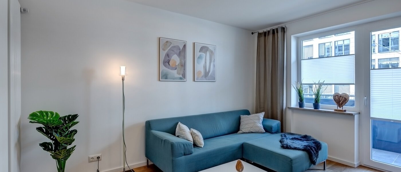 квартира München Maxvorstadt - Westen 01 гостиная 13363