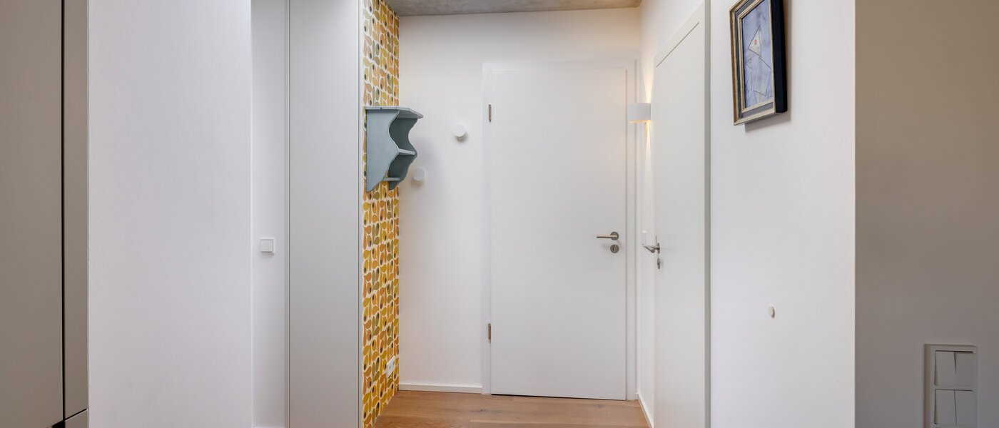 квартира-пентхаус München Solln 01 коридор 13410