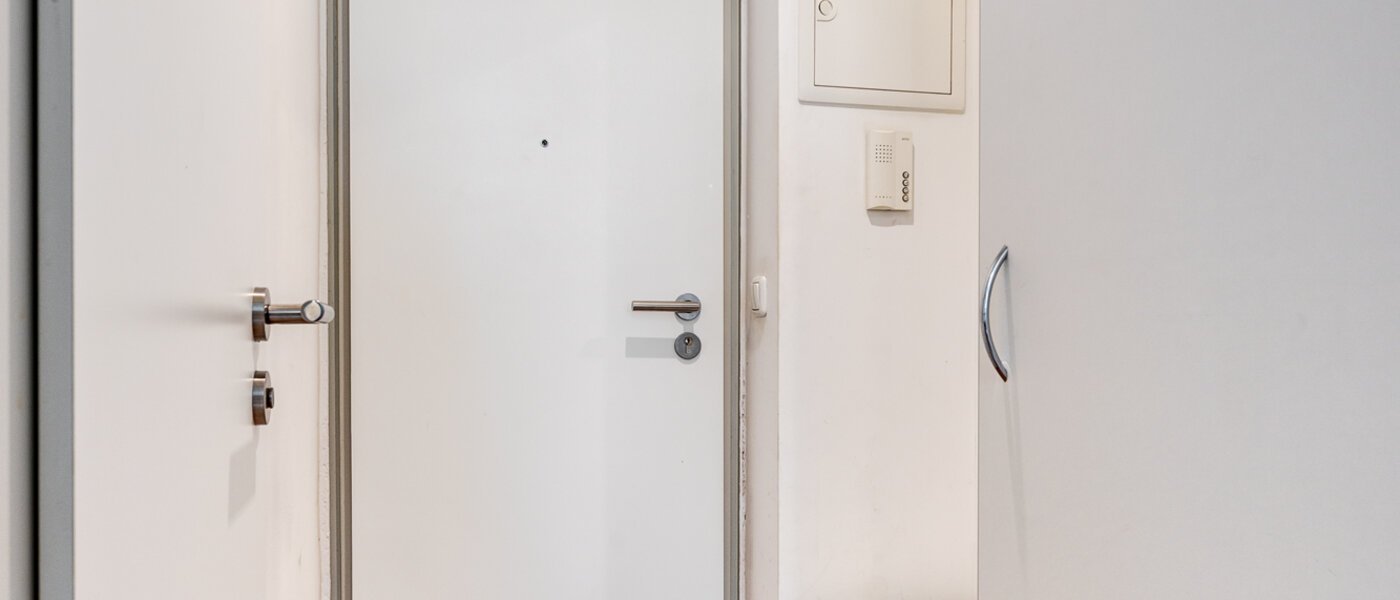 квартира München Milbertshofen 01 коридор 13431