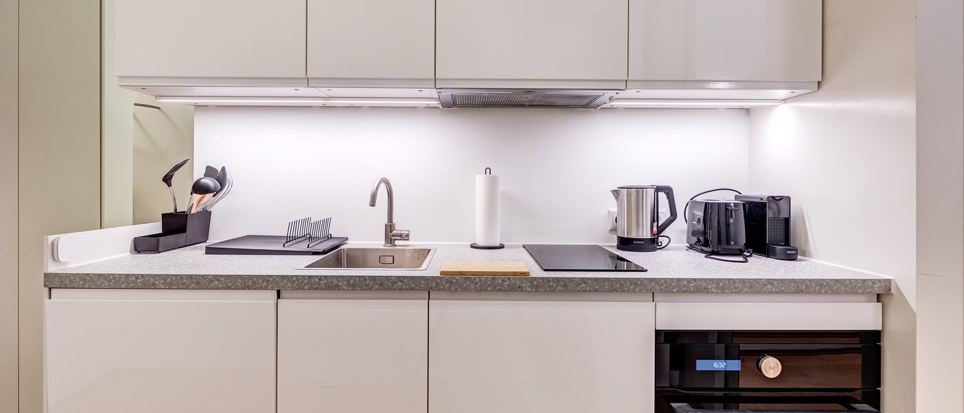 квартира München Schwabing - Alte Heide 01 кухня 13448