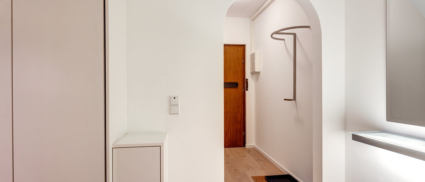 квартира München Schwabing - Alte Heide 01 коридор 13448